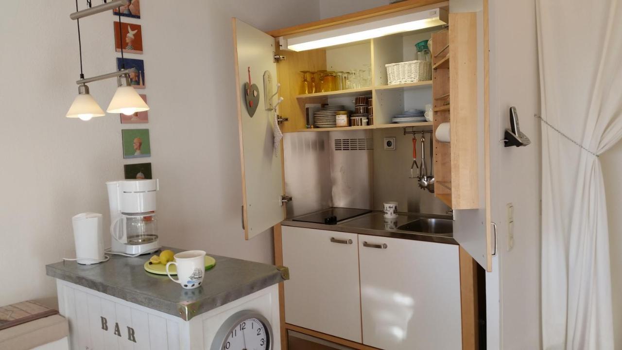 Zum Wohlfuehlen Ferienwohnung Fuer Max 5 Erwachsene Und 1 Kind, Schwimmbad Vor Der Tuer, Tiere Erlaubt Sierksdorf Exterior foto